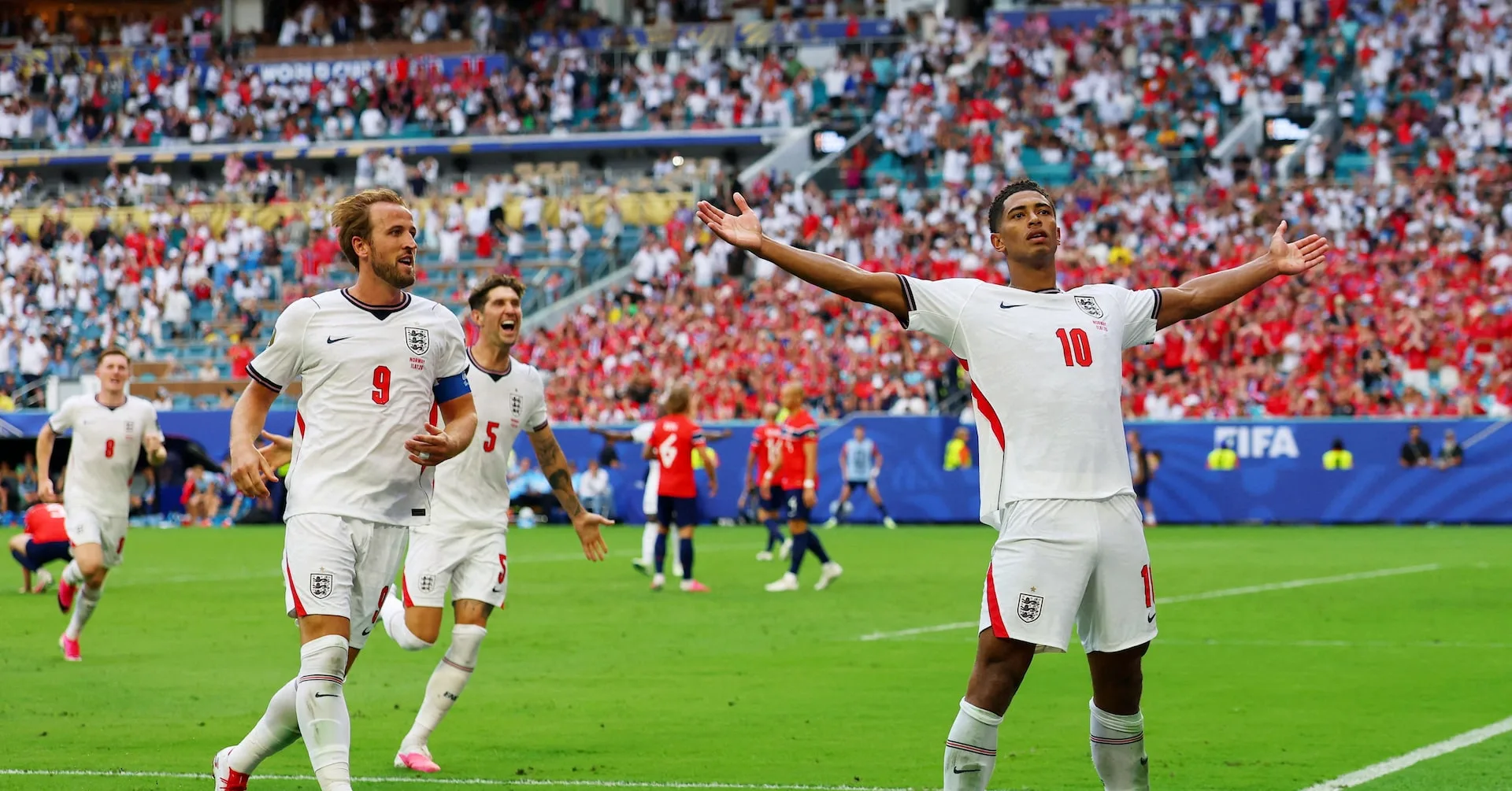 بلينجهام أفضل لاعب في منتخب إنجلترا للموسم الثاني توالياً