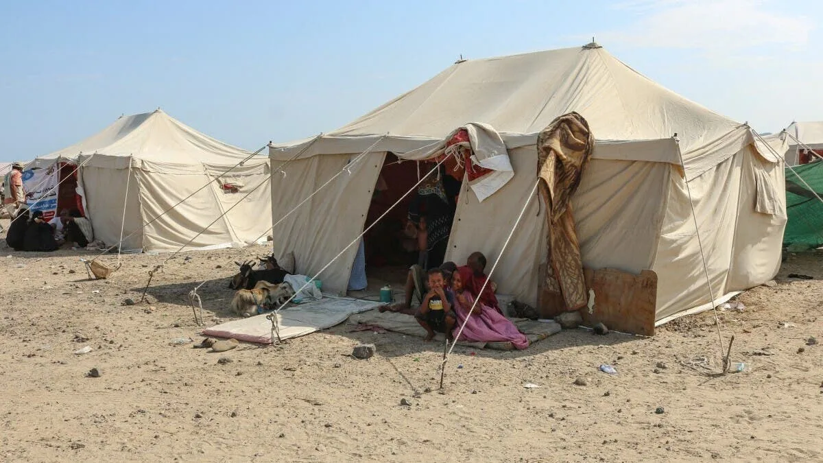 تقديرات حكومية: أكثر من 200 ألف نازح جراء تصعيد اليمن