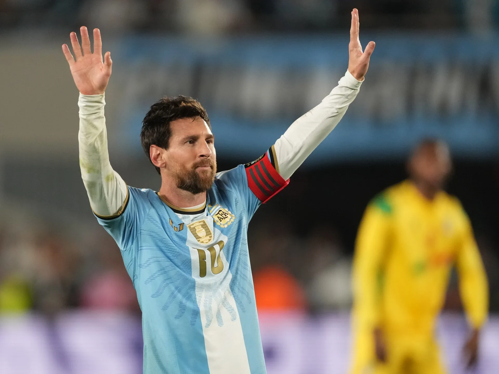 ميسي يودع منتخب الأرجنتين بعد 208 مباريات و126 هدفاً