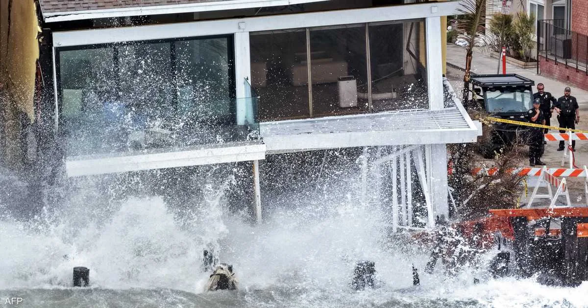 Five dead and others missing after two storms in Mexico