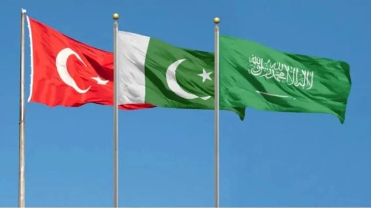 رئيس الأركان التركي يتوجه إلى السعودية لاجتماع دفاعي ثلاثي